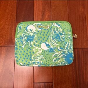 Lilly Pulitzer Blue and Green Patterned Case